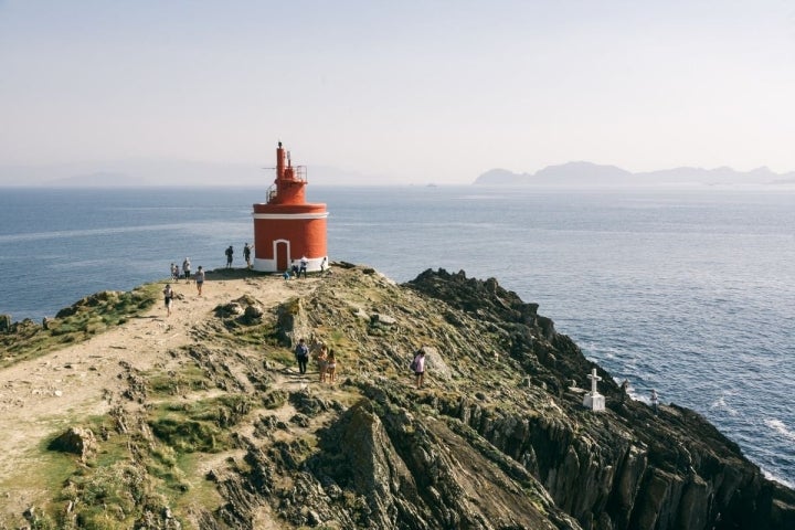 El faro de Punta Robaleira, con las mejores vistas de las islas Cíes.