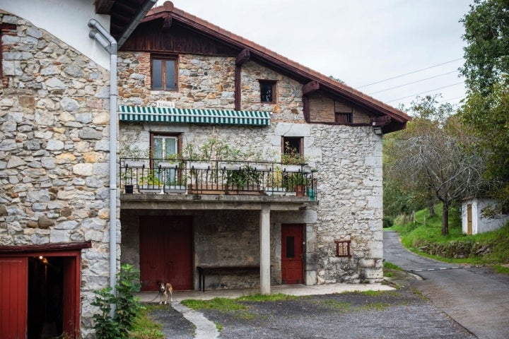 Sidrería Astarbe: caserío 'Mendiola'