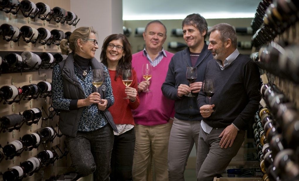 Carmen, Gema, Ángel, Juanma y Miguel de la Vinoteca Barolo.