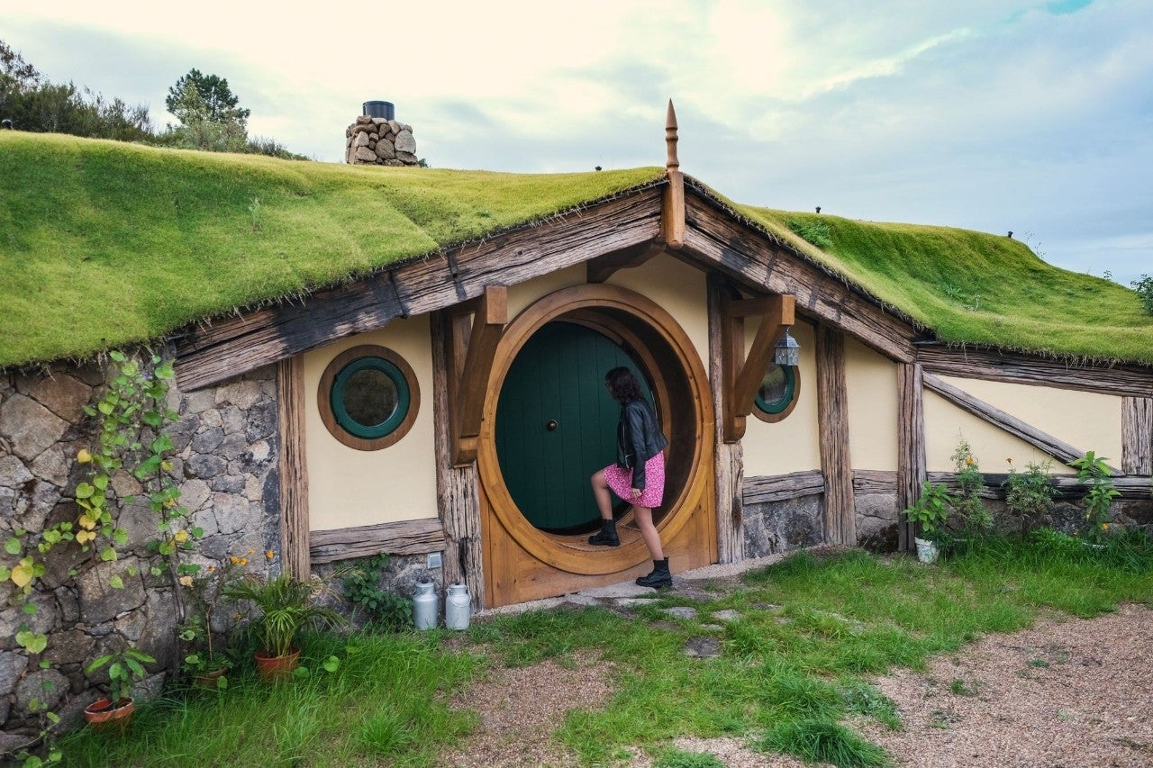 La fantasía de dormir en una casa hobbit a dos horas de Madrid