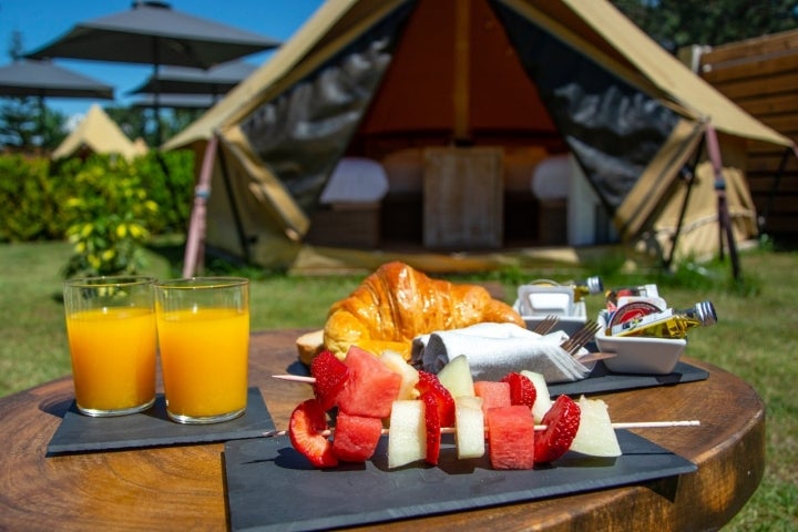 Desayuno glamping illa de arousa