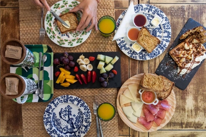 Desayuno Dios Está Bien