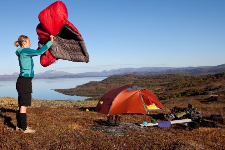 Cómo irse de camping con todo lujo: esto es lo que necesitas para tus  vacaciones