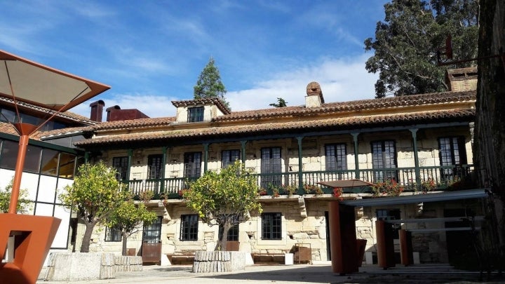 El espectacular edificio de piedra de Pazo da Merced. Foto: Pazo de Merced.