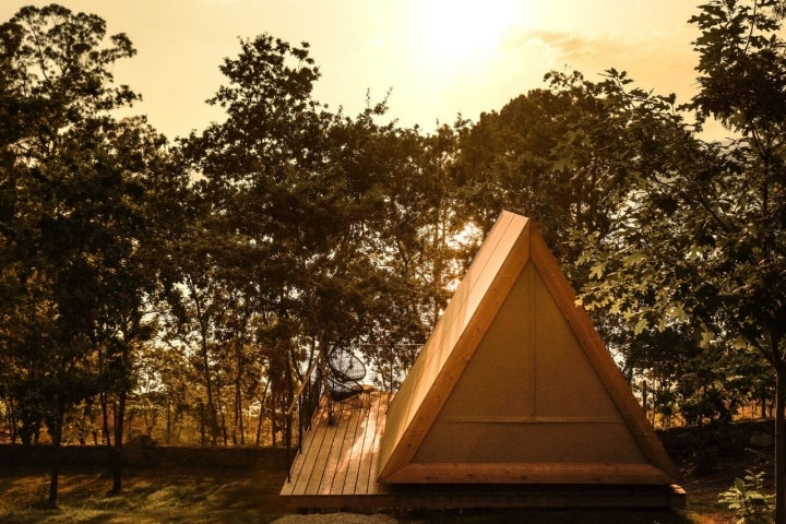 Tiendas del glamping Amaraxe, en Porto do Son