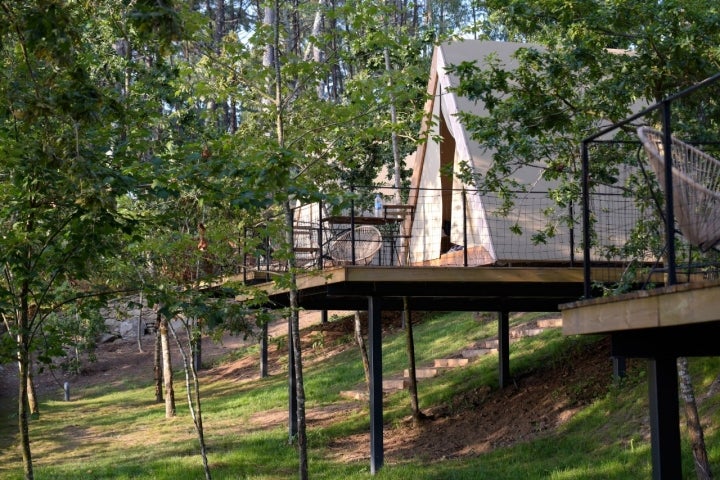 Cabañas del glamping Amaraxe, en Porto do Son