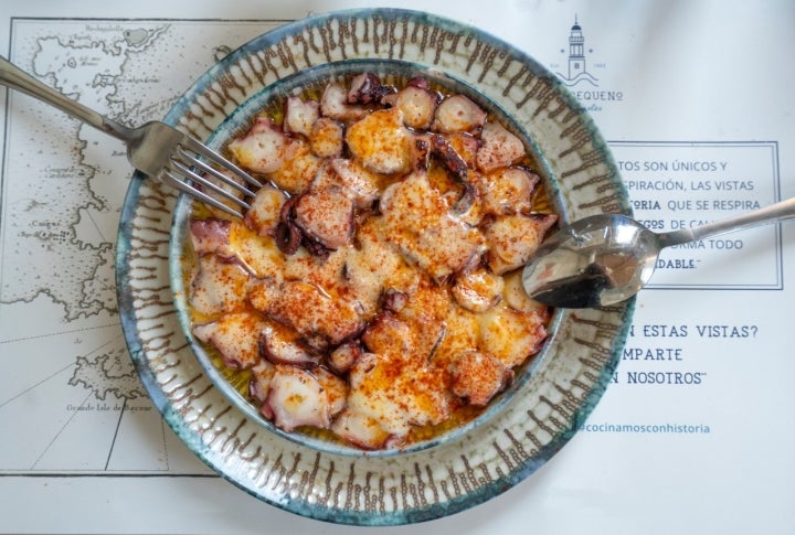 Pulpo A Feira con tetilla.