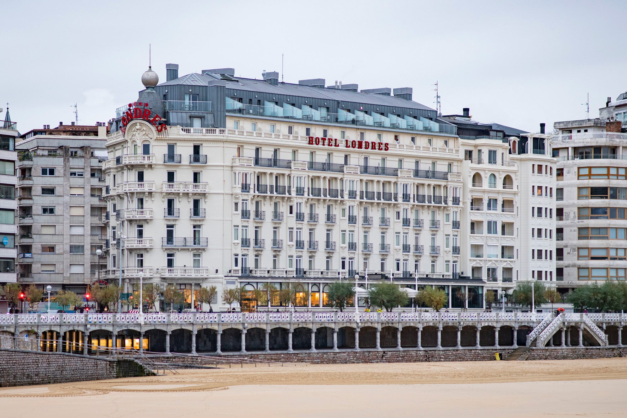activación enaguas Grapa Hotel de 'Londres y de Inglaterra' (San Sebastián) | Guía Repsol