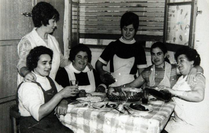 Marisa Sánchez ('Echaurren Tradición') con parte de su equipo de cocina
