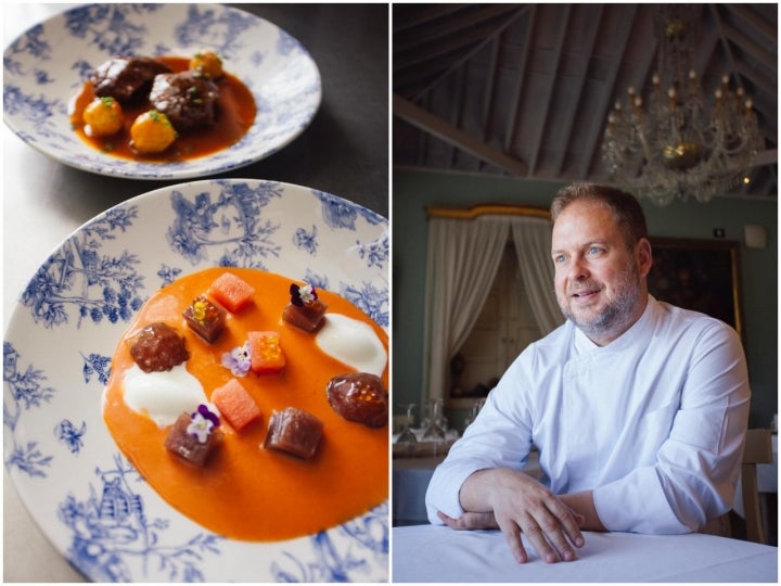 Gazpacho de fresones con sandía y patudo, y carrilleras de cerdo ibérico duroc. A la derecha, el chef José Alberto Díaz.