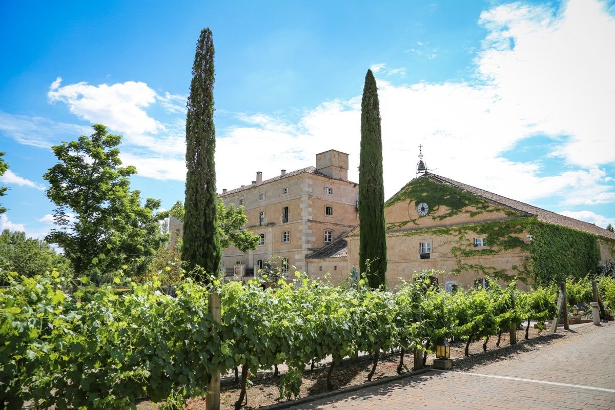 'Hacienda Zorita', en Salamanca, es un 'Wine Hotel & Spa', sumamente respetuoso con la arquitectura y los materiales originales.