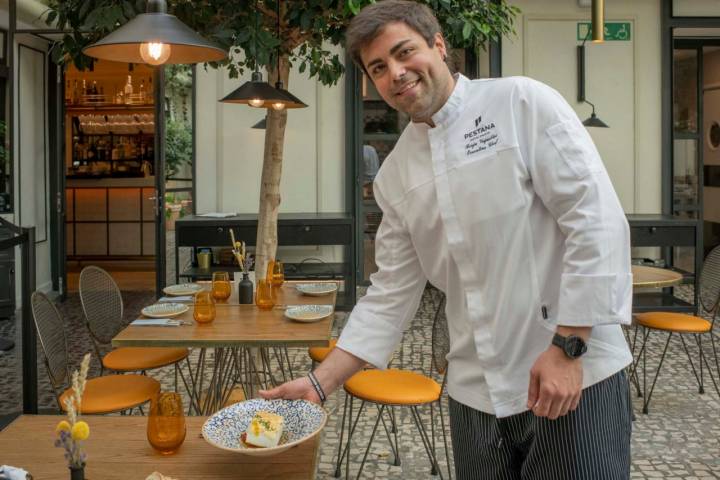 Borja Veguillas, el chef que firma la oferta gastronómica de este hotel. ​