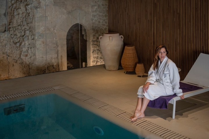 En el spa se encontraron los restos más antiguos de la muralla histórica.