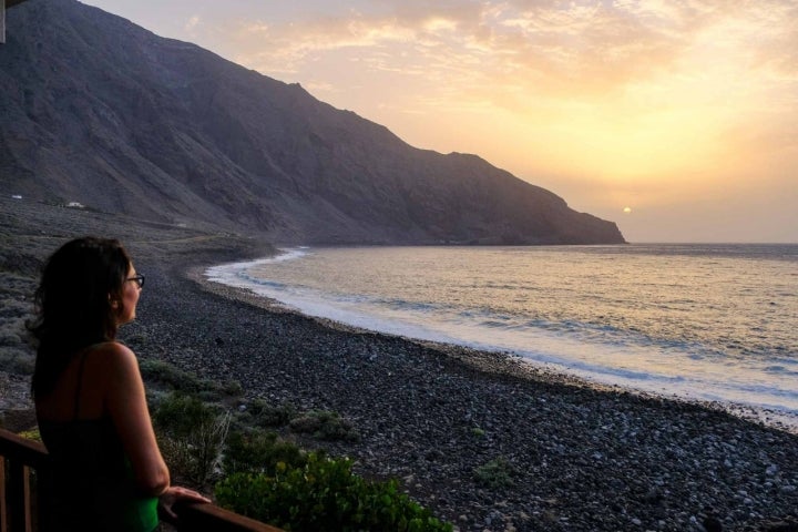 Amanecer desde la habitación con vistas al mar en el Parador de El Hierro, Santa Cruz de Tenerife.