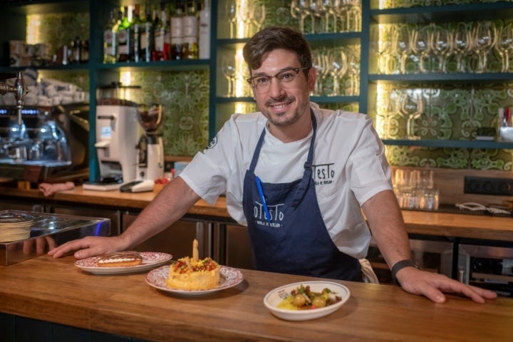 Jorge Gago al frente de ‘O Testo', una de las aperturas más interesantes del centro de Santiago de Compostela. Foto: Sofía Moro