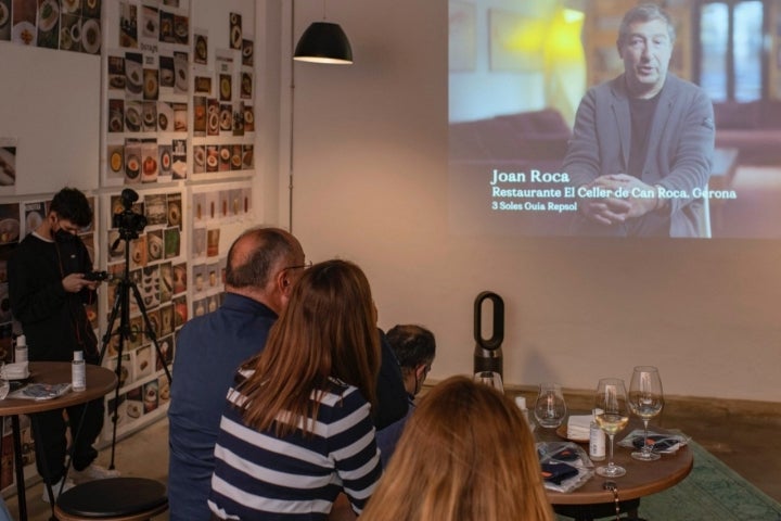 En busca del Sol (Joan Roca en el documental)