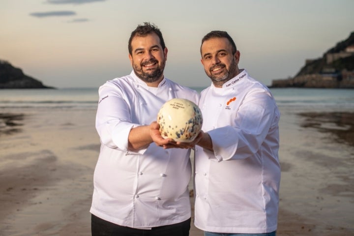 hermanos padron en la playa