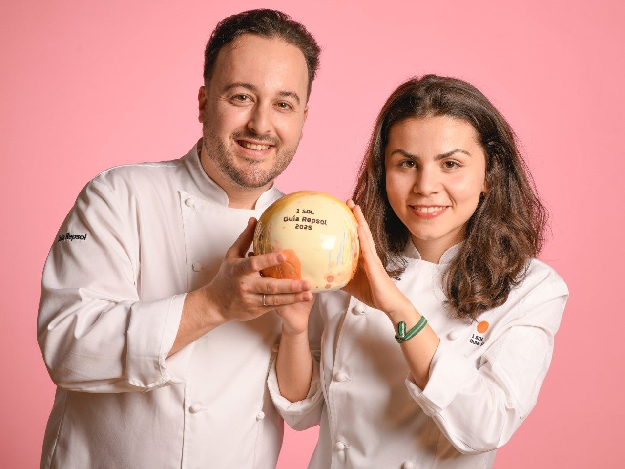 Manu Lachica y Rita Llanes de 'Leartá'.