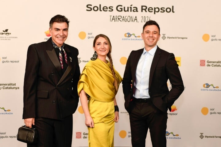 Los chefs Ramón Freixa (Ramón Freixa Atelier), Lucía Freitas (A Tafona) y Álvaro Salazar (Voro), nuevos Tres Soles Guía Repsol 2026.