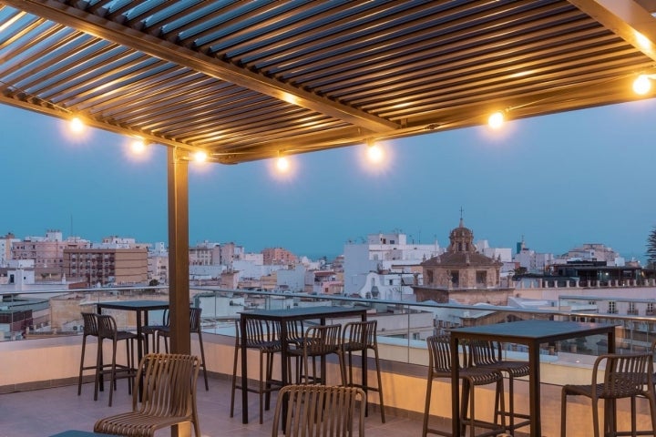 Una tarde tranquila con Almería a los pies. Foto: Facebook ‘El Terrao’