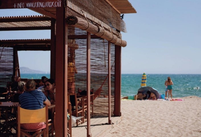 El Xiringuito X, uno de los Soletes del verano que hay que visitar en la Costa Brava. Foto: Xiringuito X