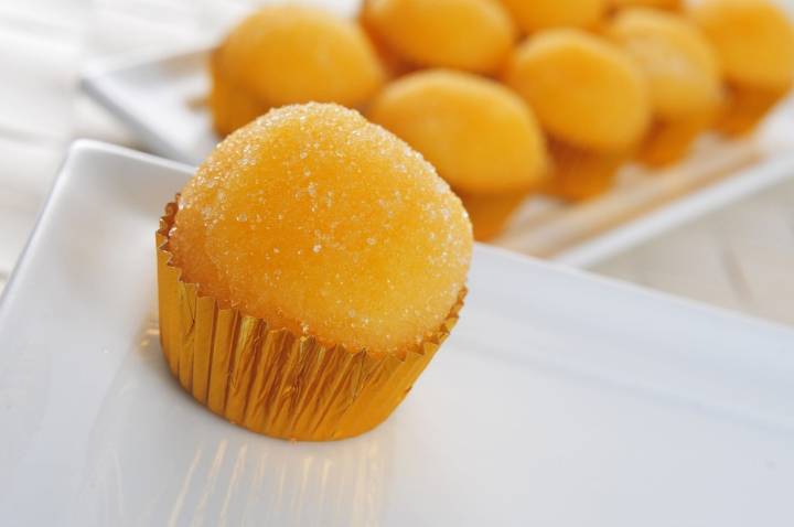 Si hay algún dulce típico en Ávila, esas son las yemas de Santa Teresa. Foto: Shutterstock.