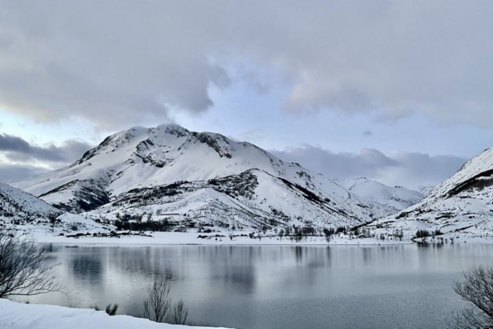 Cima de El Espigüete nevada