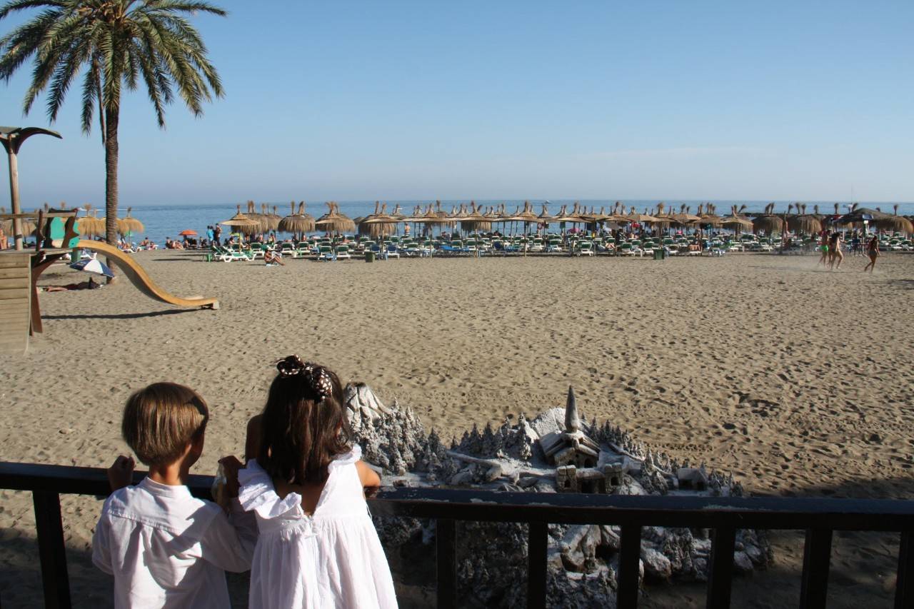 Atardecer en la playa de Marbella. Foto: Joana Saldón