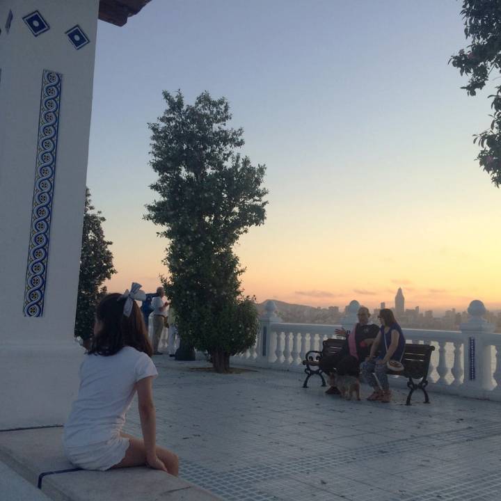 Los mejores atardeceres se disfrutan desde el Balcón del Mediterráneo. Foto: Johanna Saldón.