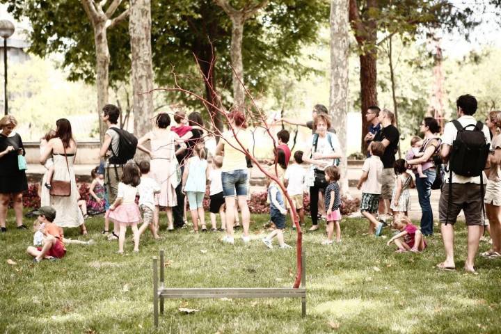 La gente viene a jugar con los niños y antes de irse recoge todo y lo deja como estaba. Foto: Espacio Abierto.