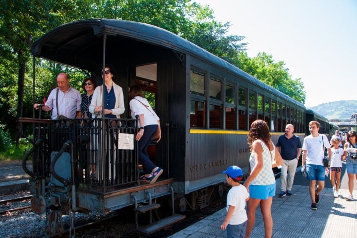 Museo Vasco del Ferrocarril en Azpeitia apertura turistas