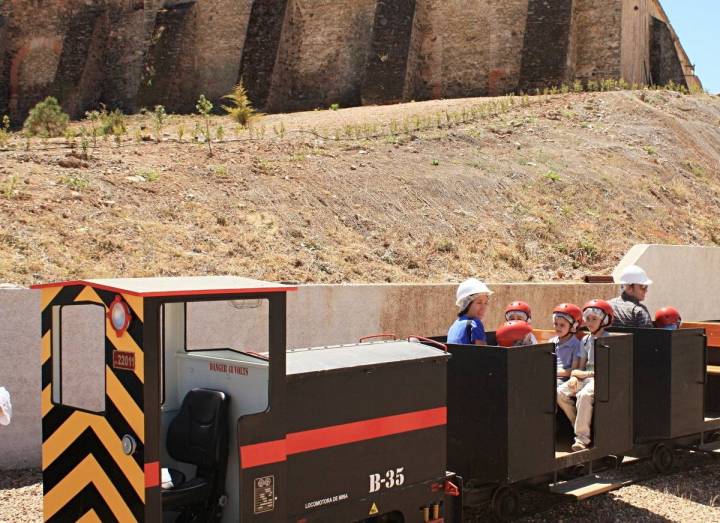 El tren minero, un planazo para los niños. Foto: Johana Saldón