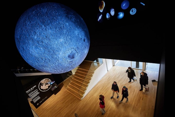 exposicion tocar el cielo parque de las ciencias de granada