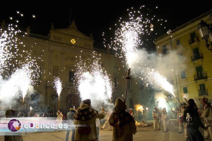 Noche de la cremá en Tarragona. Imagen cedida por: Carnaval de Tarragona.