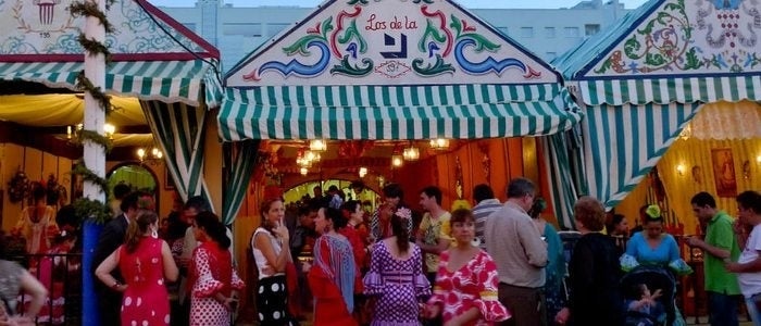 Casetas de la Feria de Abril / Flickr de David Sim.