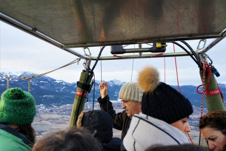 Ruta en caravana por Girona: vuelo en globo