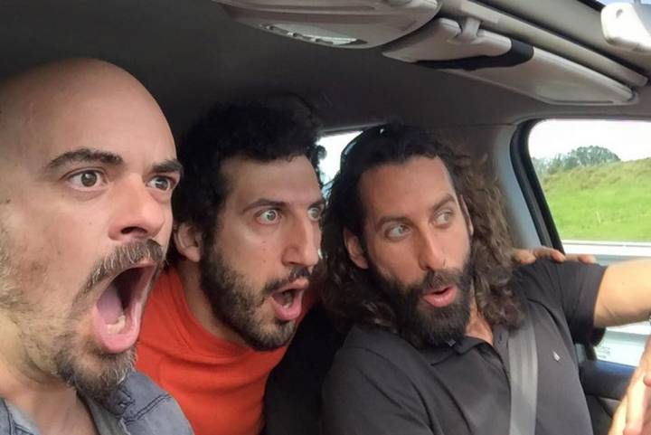 En el coche, rumbo a un concierto en Bilbao. Foto: Facebook