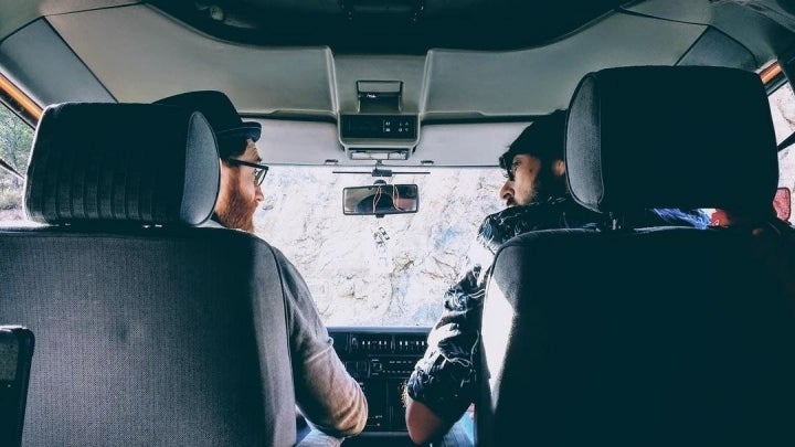 Cuatro años al volante de la furgoneta de 'Radio Gaga' con su compañero Quique Peinado. Foto: Instagram Manuel Burque.