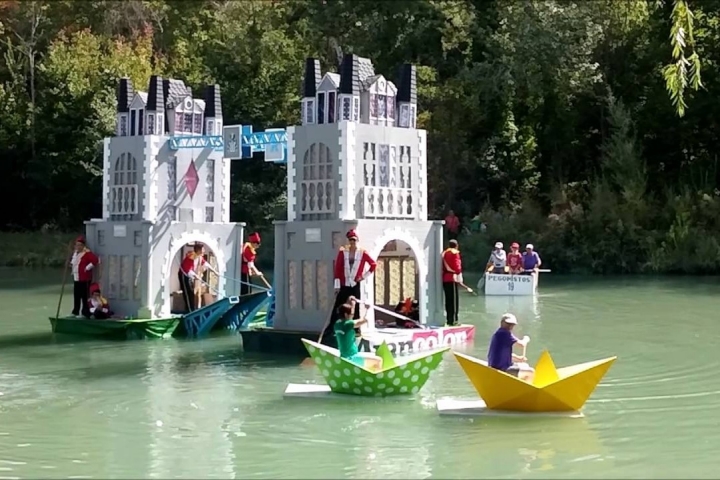 Las Fiestas del Motin de Aranjuez tienen un divertido descenso pirata del Tajo.