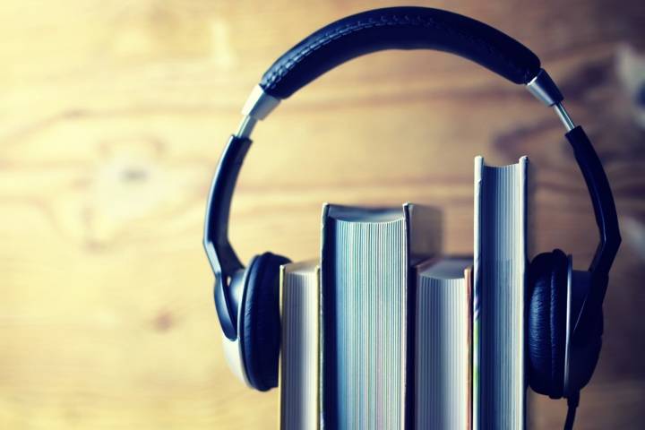 El audiolibro comparte terreno con el libro tradicional. Foto: Shutterstock.
