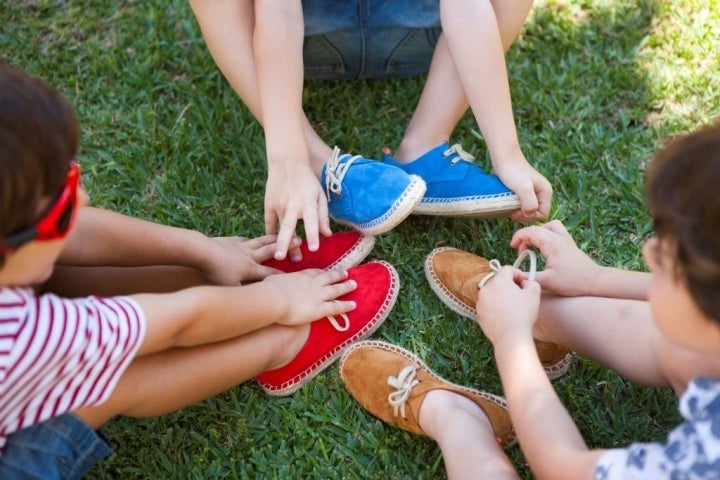 Las líneas para niños, todo un acierto sobre todo con la llegada del buen tiempo. Foto: Pinterest Abarca Shoes.