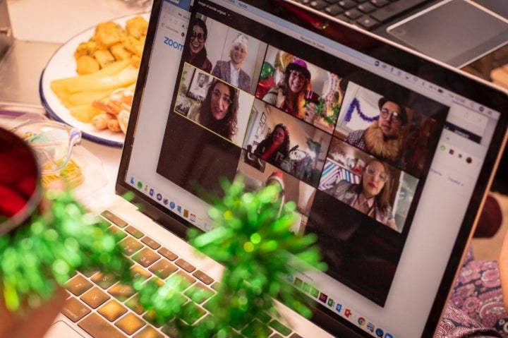 Copa de Navidad virtual: reunión por apps