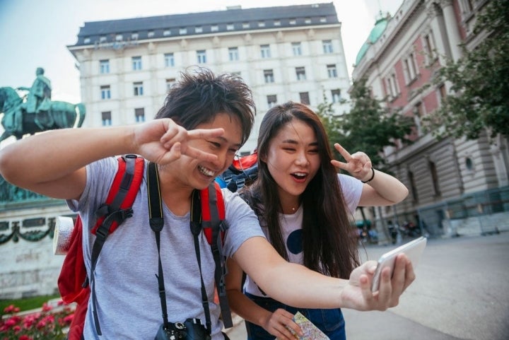 Los japoneses fueron los inventores del selfie.