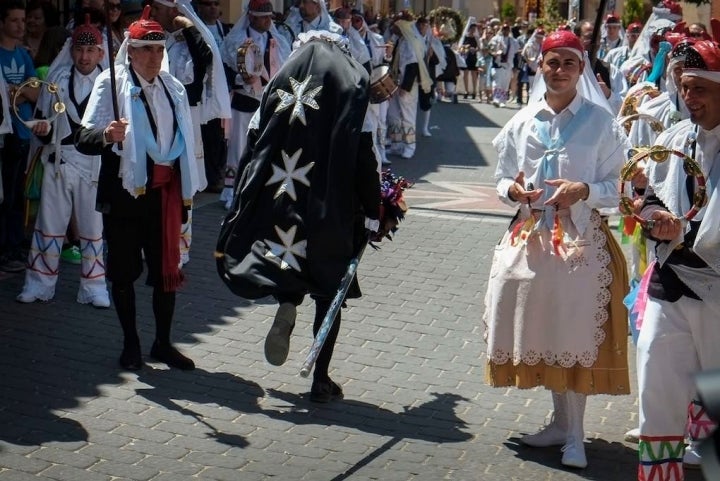 El Alcalde, el Pecado Mayor y la Madama (el único personaje femenino también representado por un hombre).