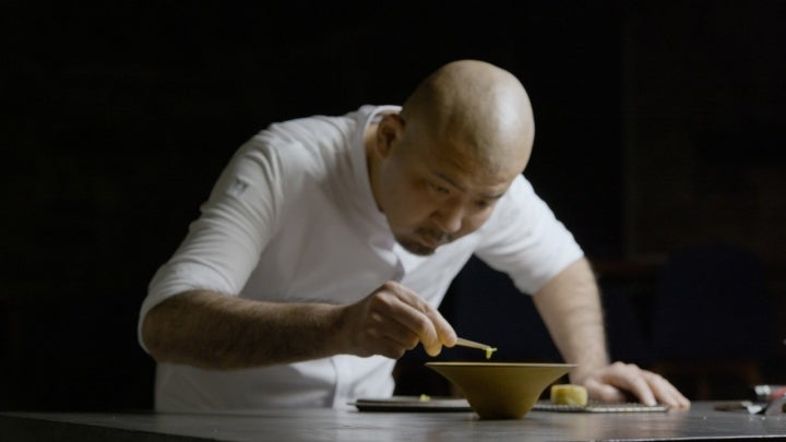 La película relata la aventura personal que condujo a Maeda hacia la gastronomía vasca. Foto: Cedida.