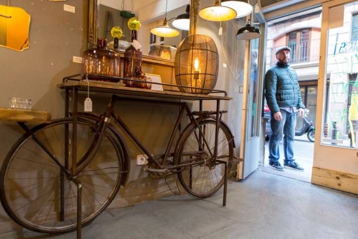 ¿Se te había ocurrido que tu vieja bicicleta sea ahora un mueble 'vintage'?