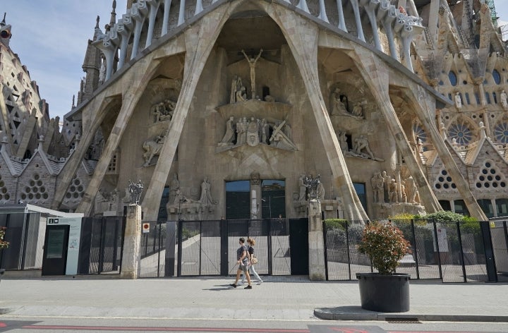 Uno de los laterales de la Sagrada Familia.