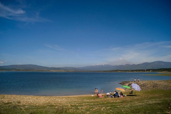 Playa del embalse de Gabriel y Galán