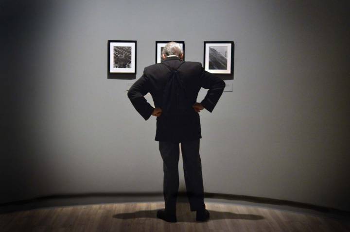 Esta exposición permite visionar la intimidante obra de Bill Brandt, un imprescindible cuyo discurso aguanta sin el menor problema los preceptos fotográficos actuales.