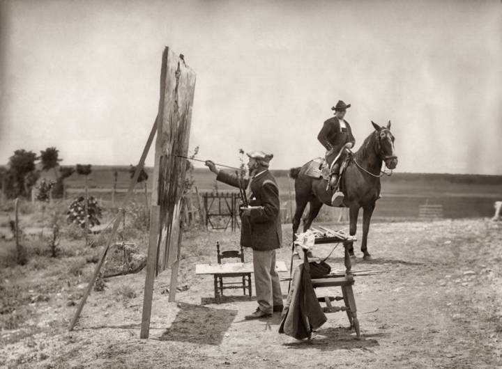 Pintando Charro a caballo, en la finca Villar de los Álamos. Provincia de Salamanca, 1912. Archivo José Luis Parra.